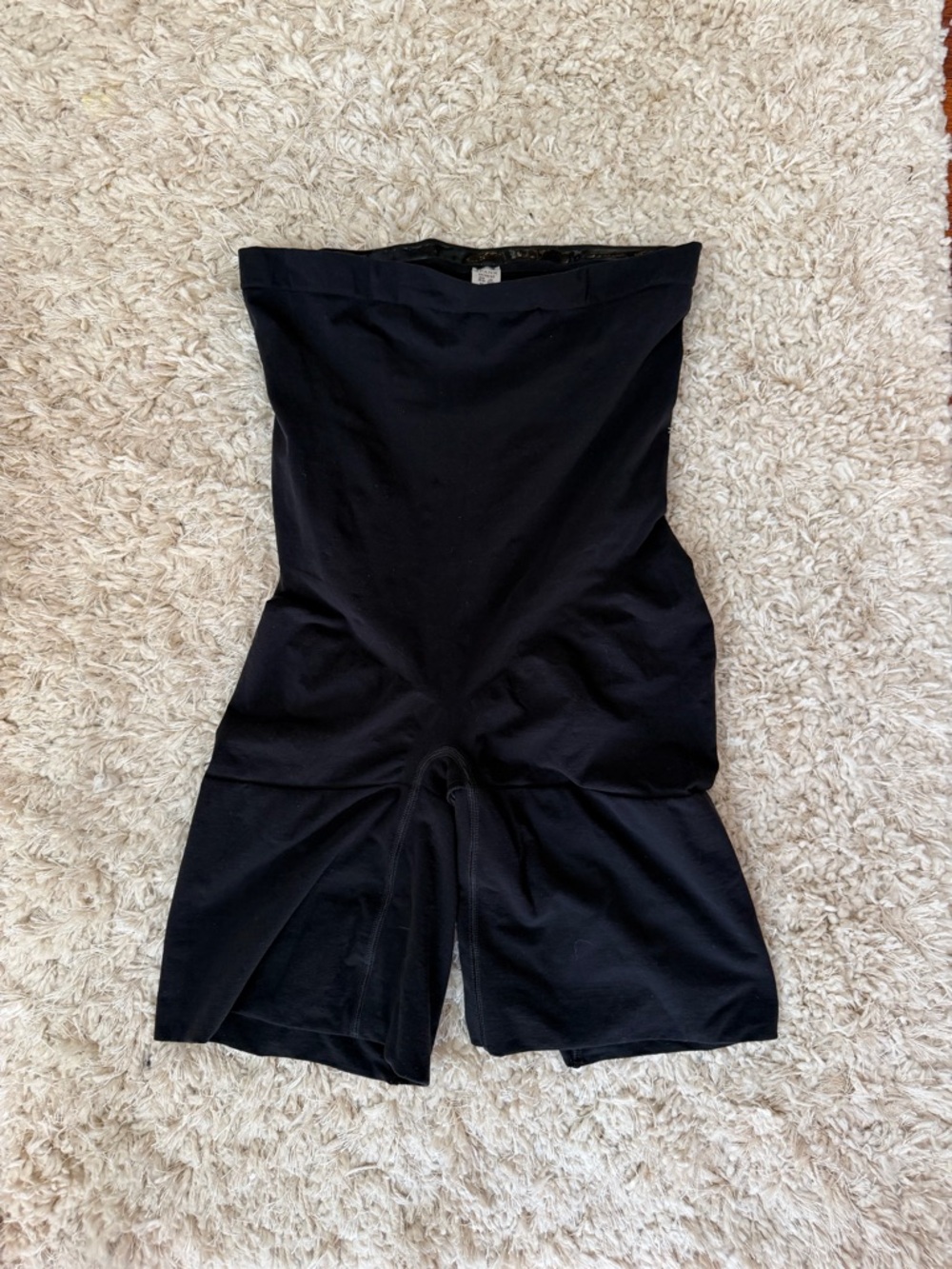 Spanx High Waisted Shapewear Shorts 3X Tummy Control Mid Thigh Black